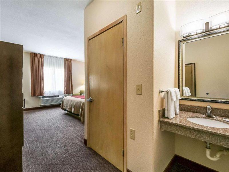 Quality Inn Kingsville Hwy 77 Exterior foto