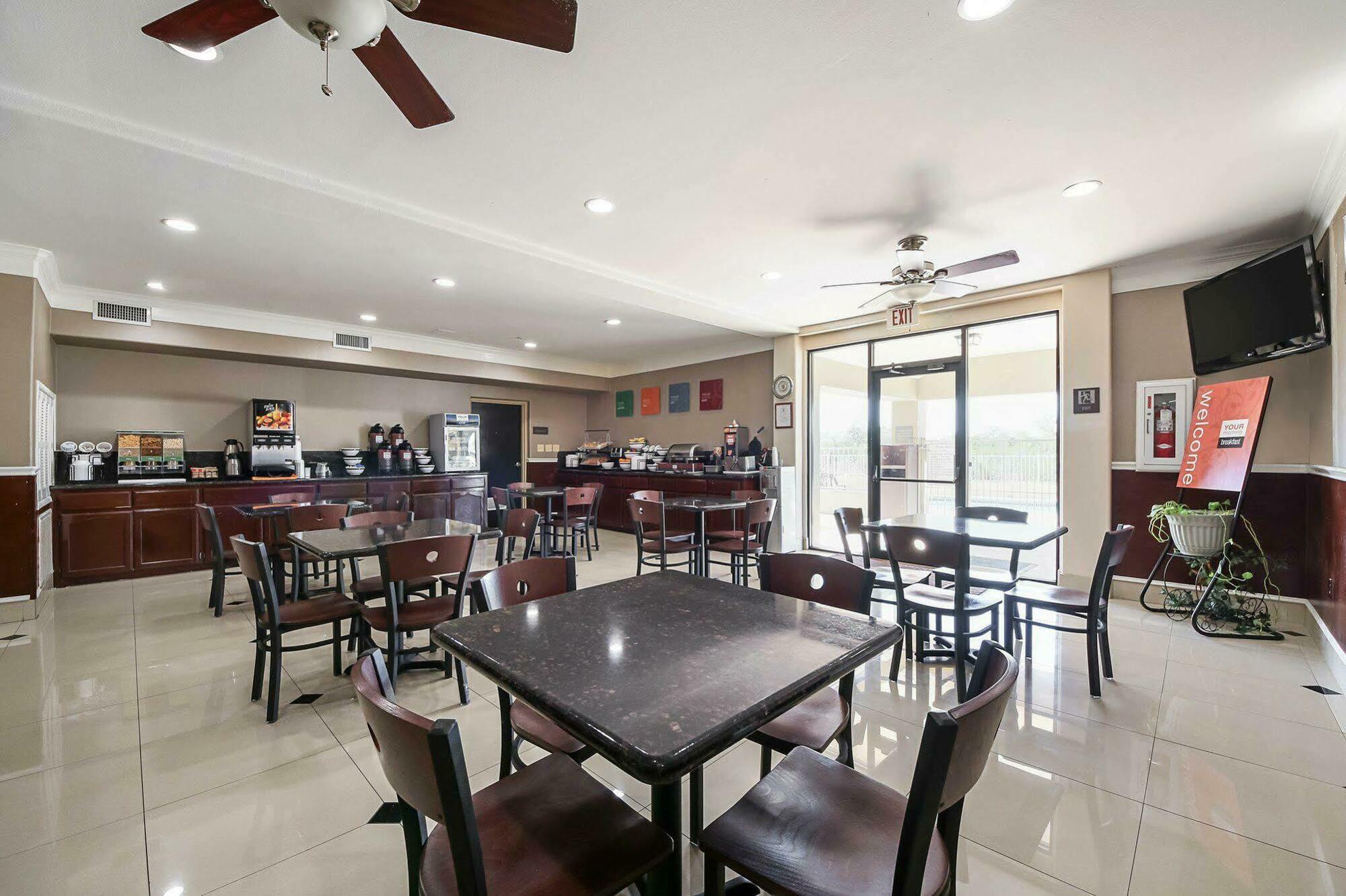 Quality Inn Kingsville Hwy 77 Exterior foto